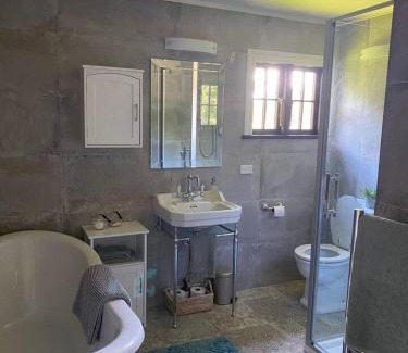 Brightwater Casa | Willow Cottage Retreat