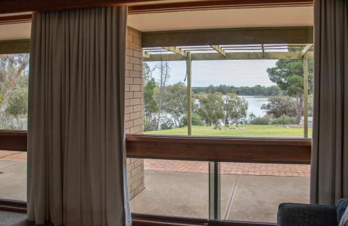 Paringa Casa | Willow Lodge Retreat