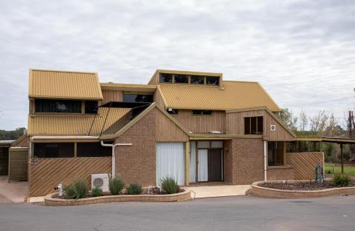 Paringa Casa | Willow Lodge Retreat