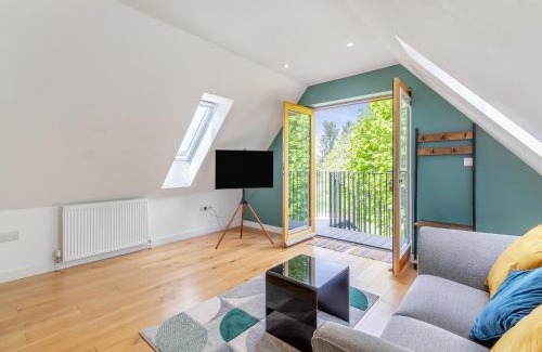 Bulmer Casa | Willow Loft - Uk49479