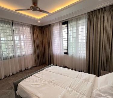 Peduasi Villa | Willowbrook