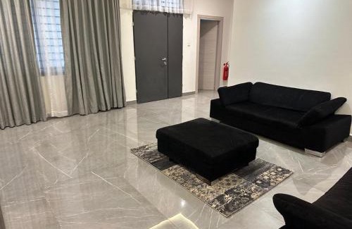 Peduasi Villa | Willowbrook