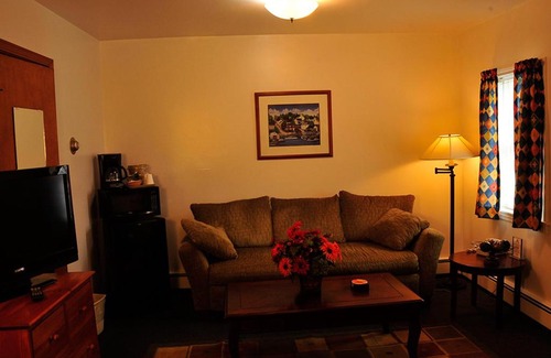 Williamstown Hotel | Willows Motel