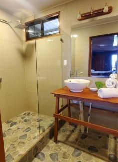 Bahía Drake Hotel | Willy's Fish Camp Hillside Sea View Rooms