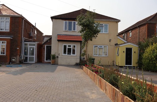 Eastleigh Casa | Wilmer House