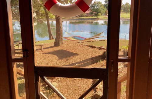 Town Creek Cabina | Lago Wilson, muelle privado, playa, piscina compartida, campo de golf Robert Trent cerca