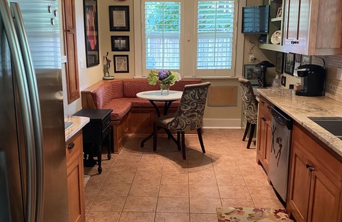 Fayetteville Casa | Bungalow del Parque Histórico Wilson Park