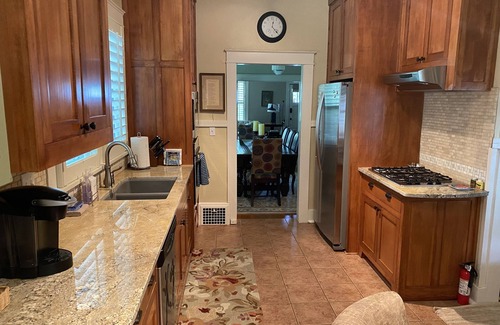 Fayetteville Casa | Bungalow del Parque Histórico Wilson Park