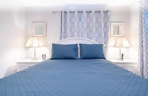 Wilton Manors Casa | Wilton Manors Cottage East 2 Bed 2 Bath Wown Pool