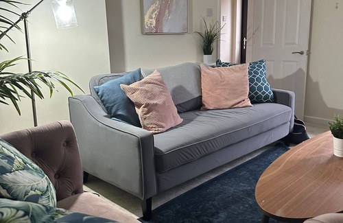 Winchester Casa | Winchester Stunning Spacious 4 Bedroom House