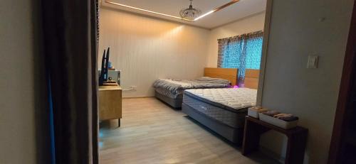 Andeok Casa | Wind Jeju Cafe & Pension