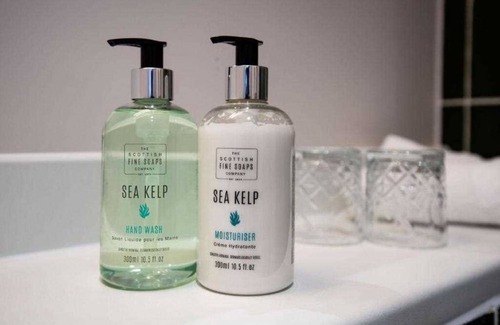 Waterhead Hotel | Windermere Rooms at The Wateredge Inn