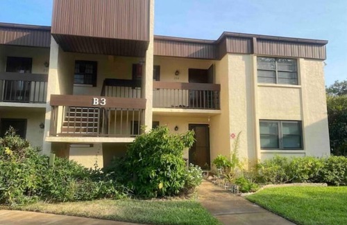 Clearwater Condominio | Winding Creek Condominiums