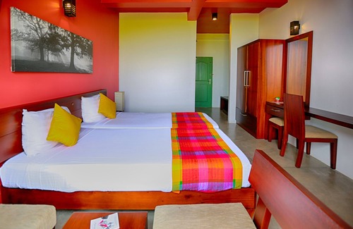 Deltota Hotel | Windloft Retreat