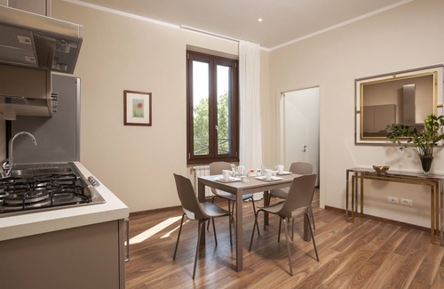 Trastevere Casa | Window on Rome