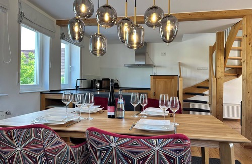 Arzheim Casa | Wine and forest, cozy vacation home with outdoor sauna and a big garden