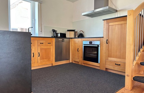 Arzheim Casa | Wine and forest, cozy vacation home with outdoor sauna and a big garden