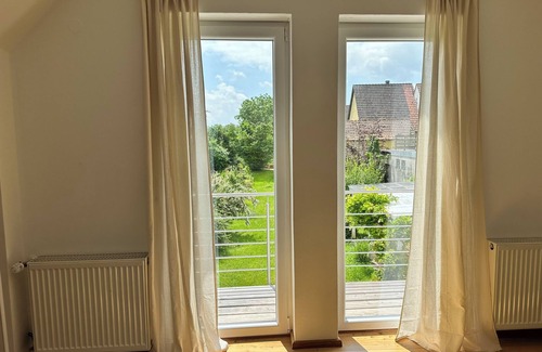 Arzheim Casa | Wine and forest, cozy vacation home with outdoor sauna and a big garden