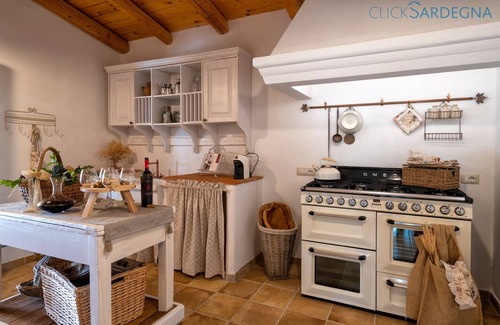 Mores Cabaña | Wine Estates Shardana Luxury Cottage With Pool