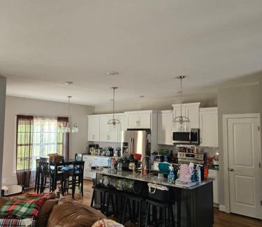 Winston - Salem Casa | Winston Salem Private Room