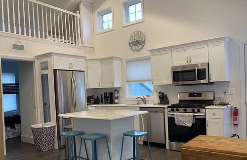 Lavallette Casa | Winter Beach Rental OBII ~~ 2BR, 1.5 bath~Beach House