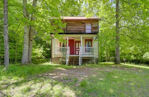 Vein Mountain Casa | Winter Hiking On-Site! Hot Tub Haven in Marion