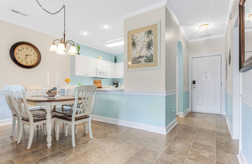 Central Myrtle Beach Condominio | Winter Rates! Charming 2-Bedroom Condo with Modern Amenities in Myrtle Beach