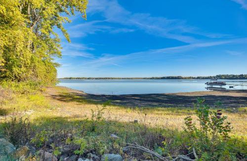 North Hero Casa | Winter Wonderland Waterfront Lake Champlain Home