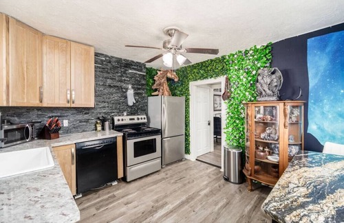 Weinland Park Casa | Winterfell Barcade - OSU Home in Weinland Park/Short North