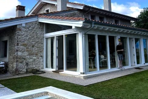 Lamadrid Casa | Wishome-Antigua cuadra rehabilitada con mucho encanto- Chimenea y piscina climat