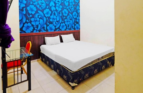 Palopo Hotel | OYO 91538 Wisma Idola Palopo