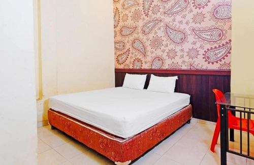 Palopo Hotel | OYO 91538 Wisma Idola Palopo