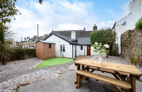 Torrington Casa | Wisteria Cottage - Dos Habitaciones Casa, Capacidad 4