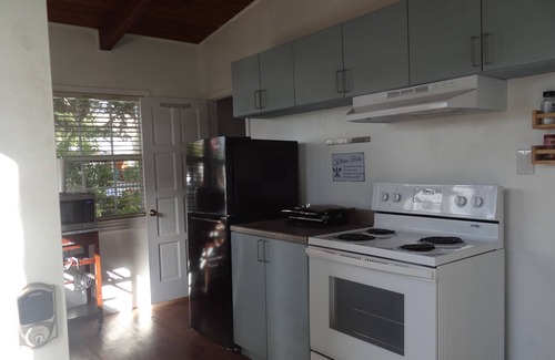 Tennyson - Alquire Casa | Within 30 Mins of SFO/OAK✈| Walk To Public Transit