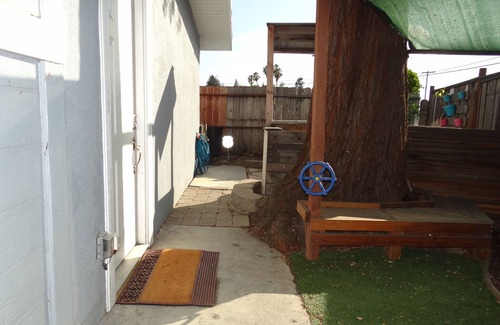 Tennyson - Alquire Casa | Within 30 Mins of SFO/OAK✈| Walk To Public Transit