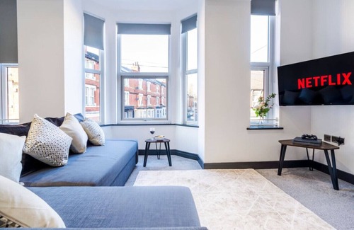 Forest Fields Apartamento | Wiverton Apt #4 - Central Location - Free Parking