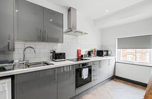 Forest Fields Apartamento | Wiverton Apt #5 - Central Location - Free Parking