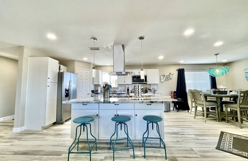 Lake Havasu City Villa | Wknd@Bernies 2Homes-2HotTubs-GAME ROOM, Private Compound--Amazing H2O/Mtn Views!