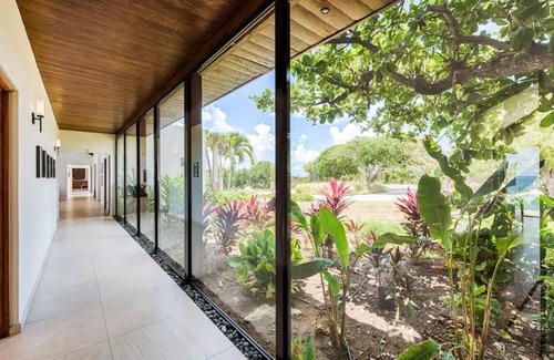 Les Terres Basses Villa | WORLD CLASS VILLA WITH THE BEST VIEWS ON THE ISLAND