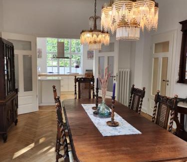 Neumuenster Apartamento | Wohnung im Zentum Neumünsters