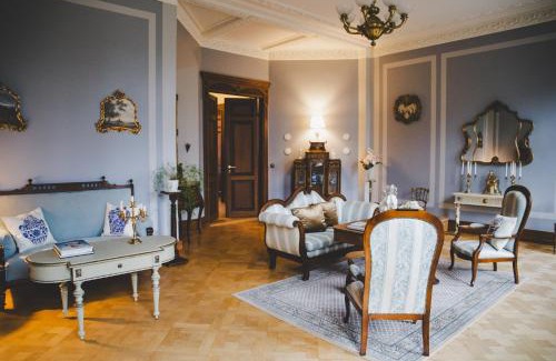 Behren-Luebchin Casa | Wohnung Ruth- Turmzimmer Anno1869 Herrenhaus Viecheln
