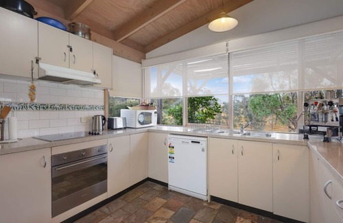 Goughs Bay Casa | Wollondilly - Mansfield - Sleeps 10