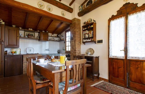 Palaia Casa | Preciosa casa de vacaciones privada para 2 personas con TV y terraza