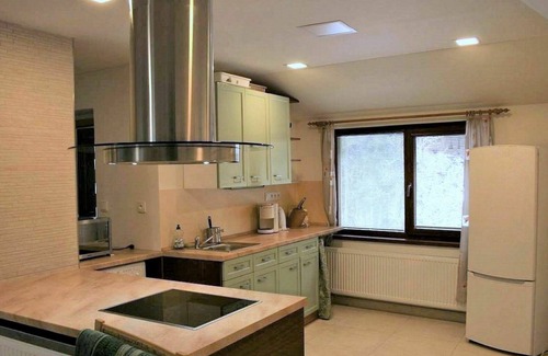 Stare Buky Casa | Casa de vacaciones privada con piscina privada, jacuzzi, WIFI, TV, terraza, mascotas permitida