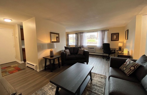 Webster Apartamento | Wonderful 1-bedroom apartment in charming Webster, NY. ALL UTILITIES INCLUDED!!