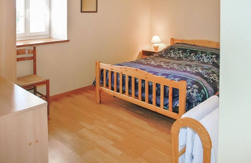 Saint-Hilaire-de-Villefranche Casa | Alojamiento de 4 habitaciones en JUICQ