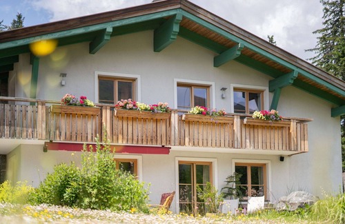 Katschberg Casa | Casa de vacaciones privada con A/C, WIFI, jacuzzi, piscina privada, TV, terraza, mascotas permitida
