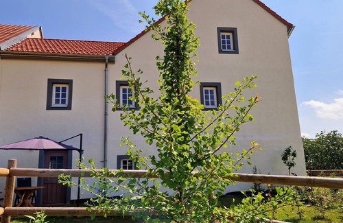 Feilsdorf Cabaña | Wonderful family and pet-friendly country house cottage with WiFi in Feilsdorf