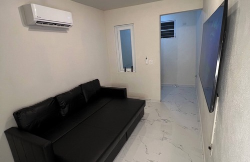 Frailes Casa | Tiny House with Two Bathrooms