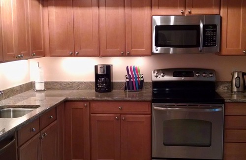 Central Naples Condominio | Maravillosa Nápoles, 2 habitaciones y 2 baños condominio, cerca de las playas, al por menor y restaurantes